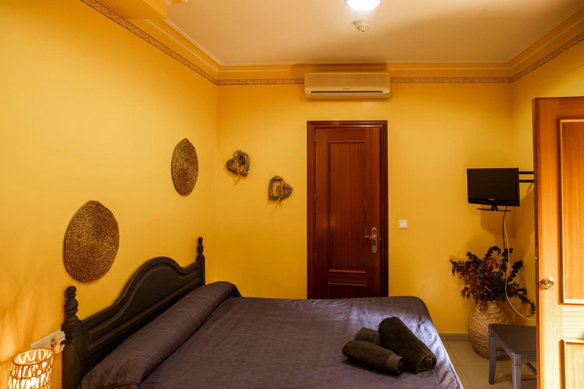Guest house Macarena *